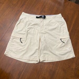 Mountain Hardwear Shorts